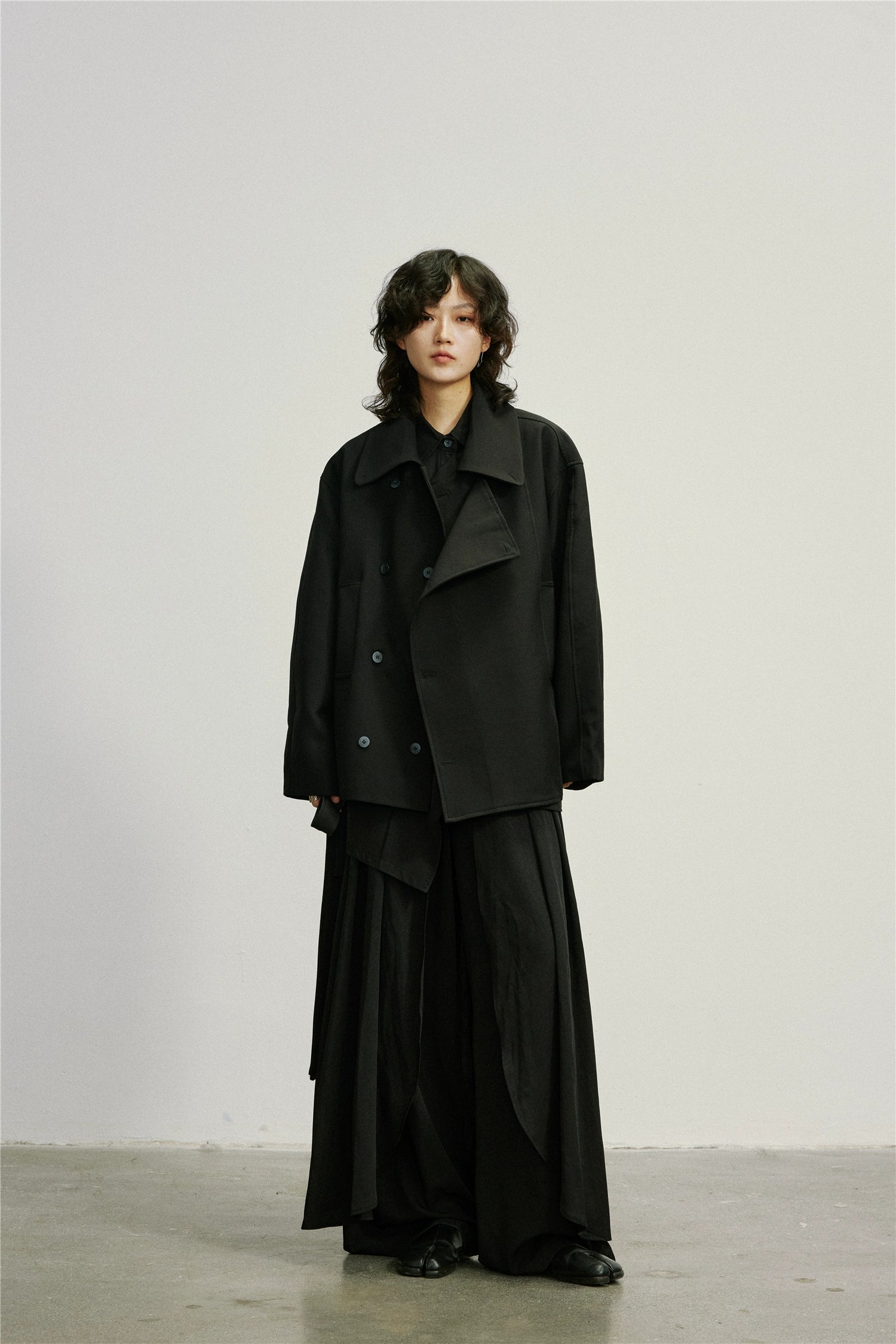 SUNYVONNE Minimalist Lapel Double-breasted Short Jacket