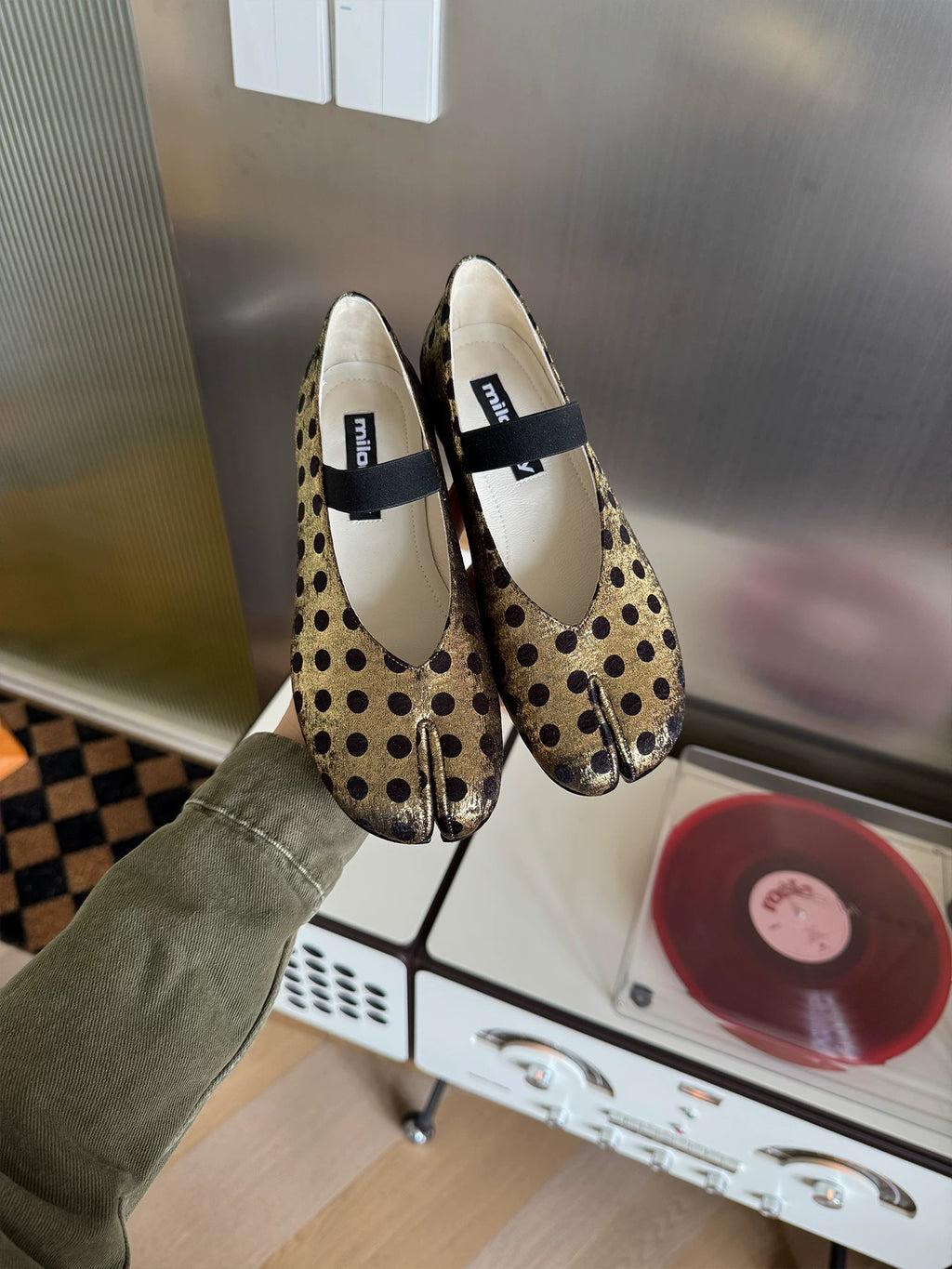 MILOOEY Leather Split-Toe Slip-On Loafer