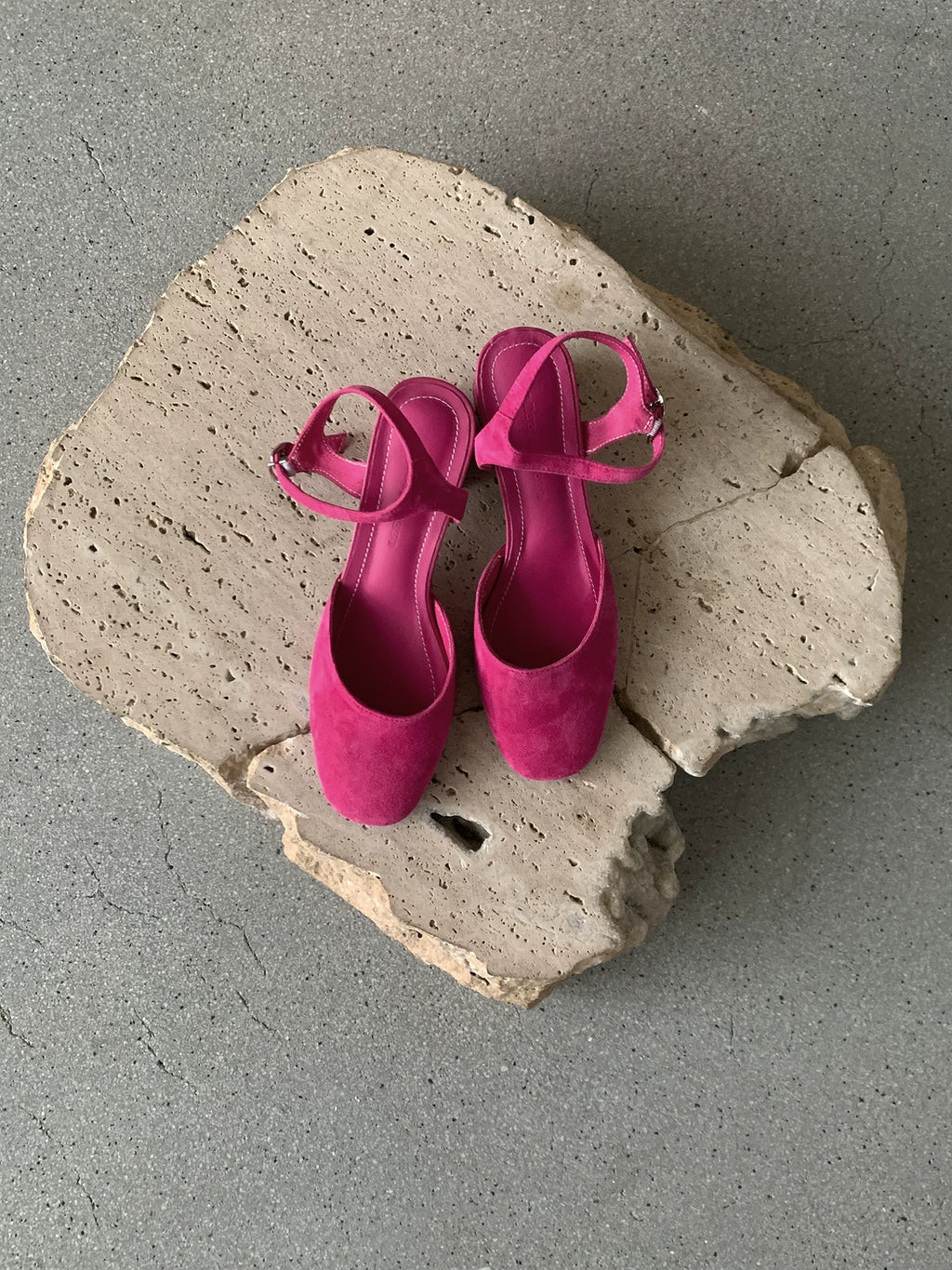 MILOOEY Leather Chunky Heel Mary Jane Sandal
