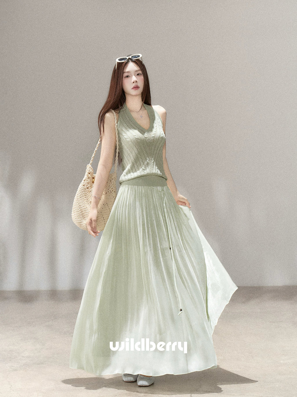 Wildberry High Waist Pleated Skirt