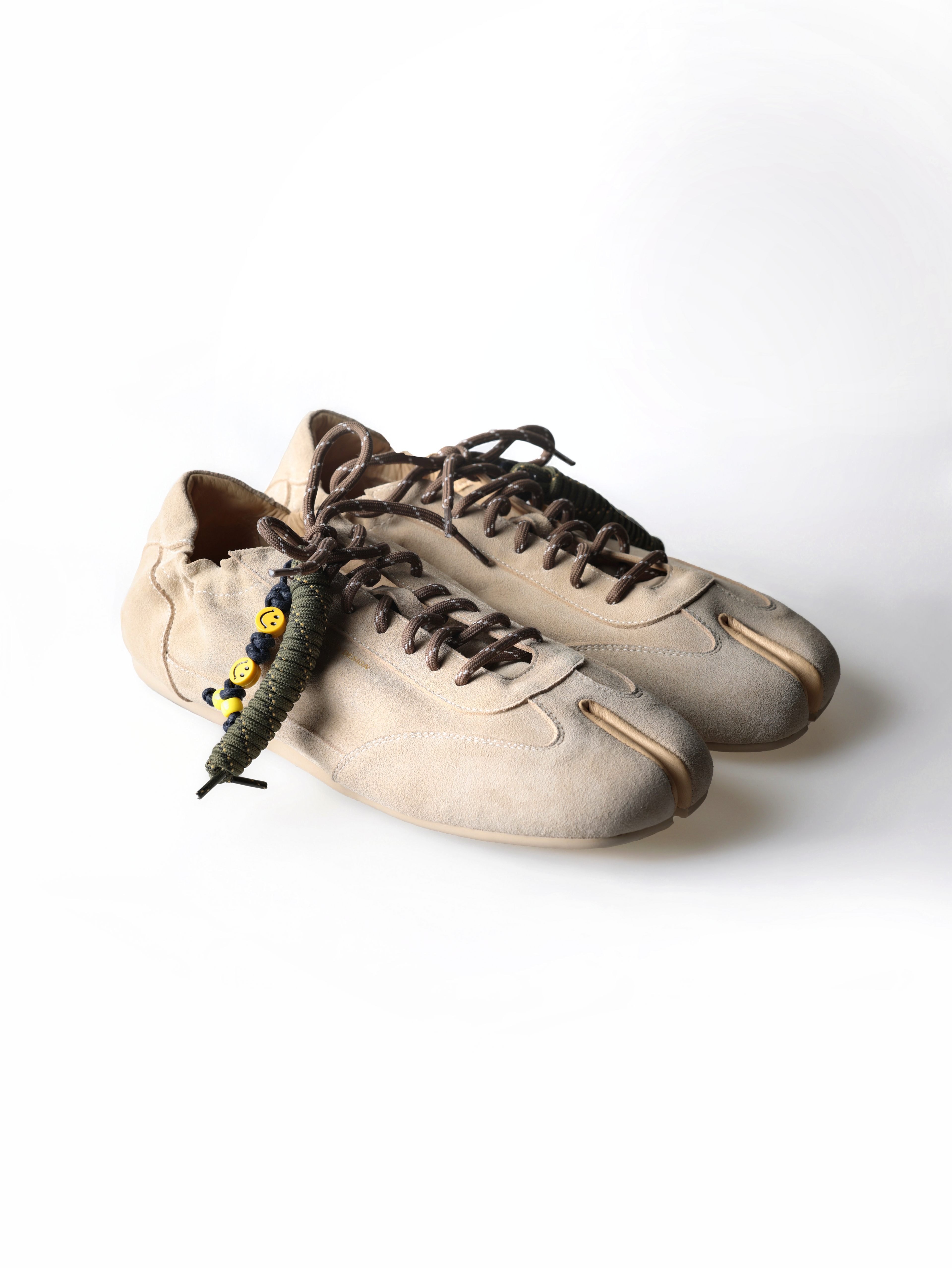 6CRAYON Soft Calfskin Split-Toe Tabi