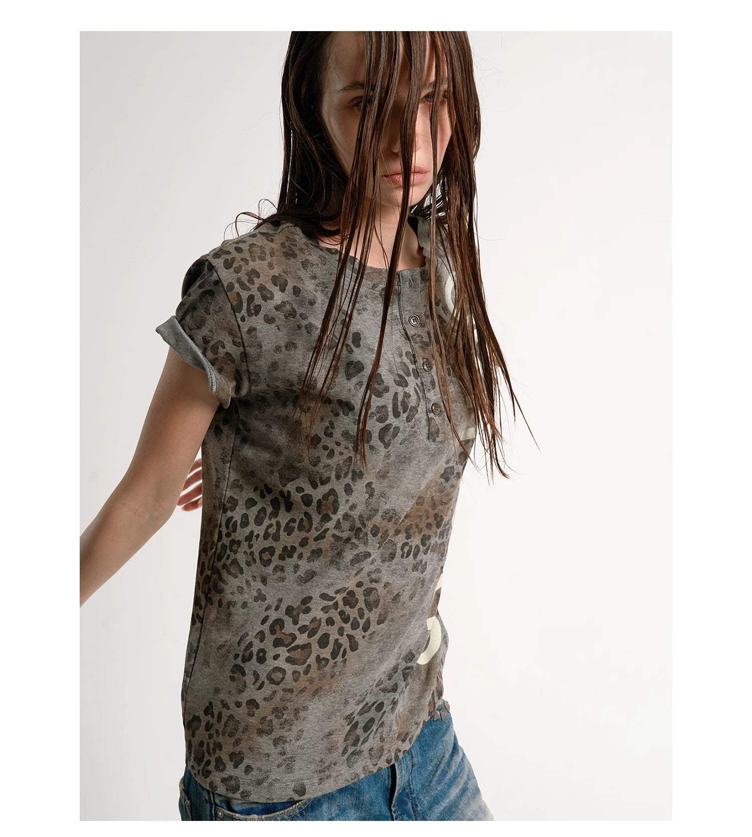 No E Mosen Digital Printed Front Shoulder Tee