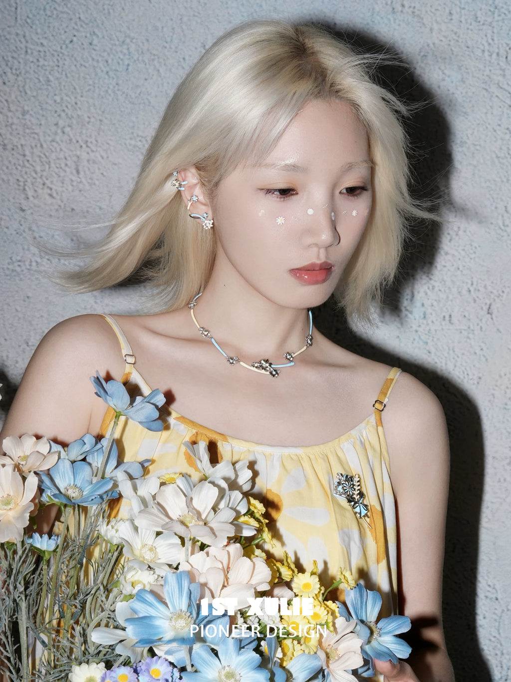 1ST XULIE Daisy Pendant Collarbone Necklace
