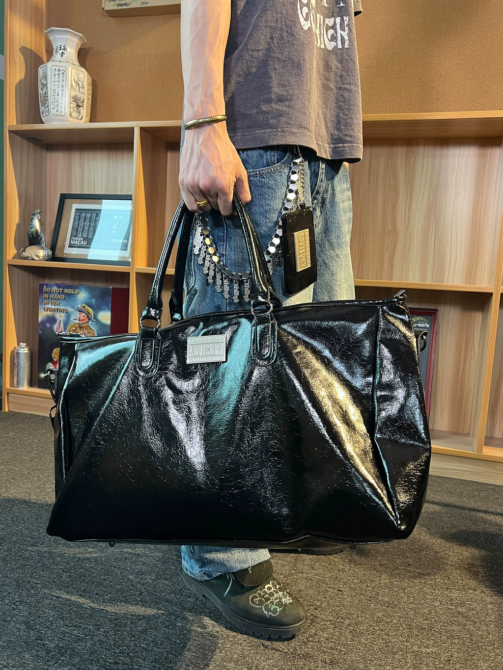 ChillHigh Simple Diagonal Hanging Portable Large-capacity Travel Bag