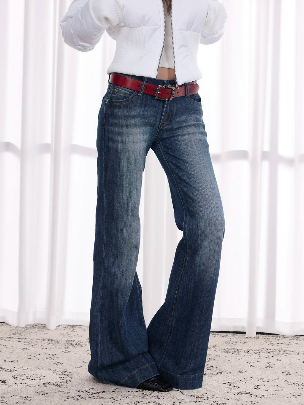 ANTSSTNA Mid-Rise Straight-Leg Jeans