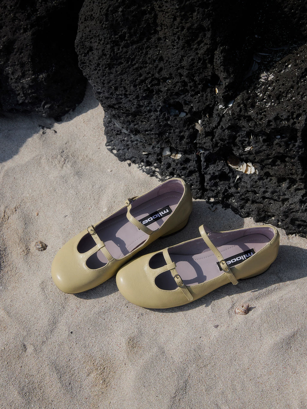 MILOOEY Leather One-Strap Mary Jane