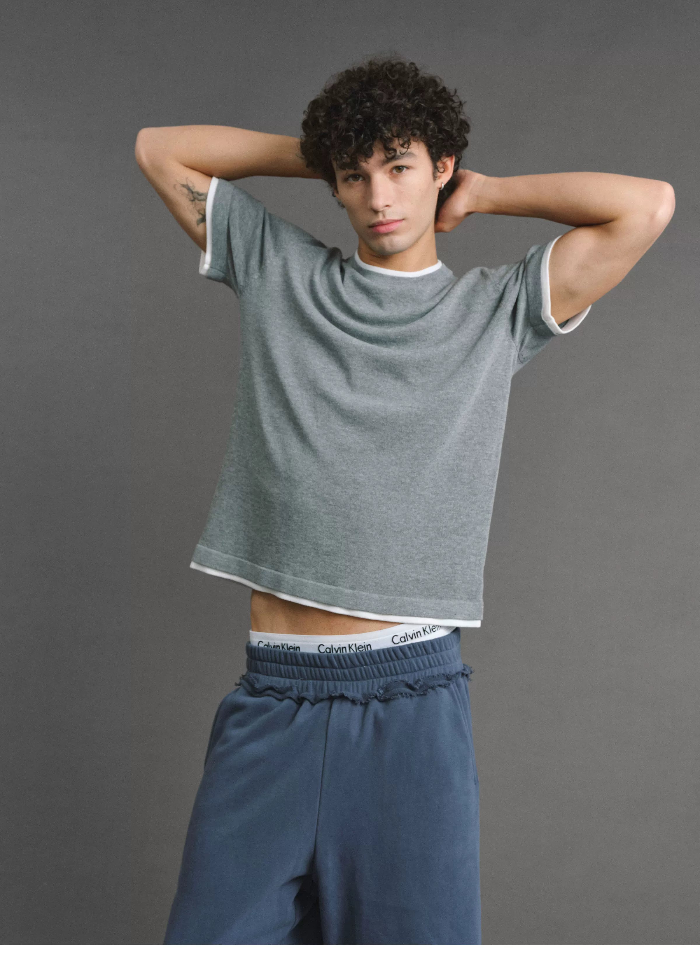VLABMADE Linen-Blend Relaxed Fit Contrast Hem Short Sleeve Tee