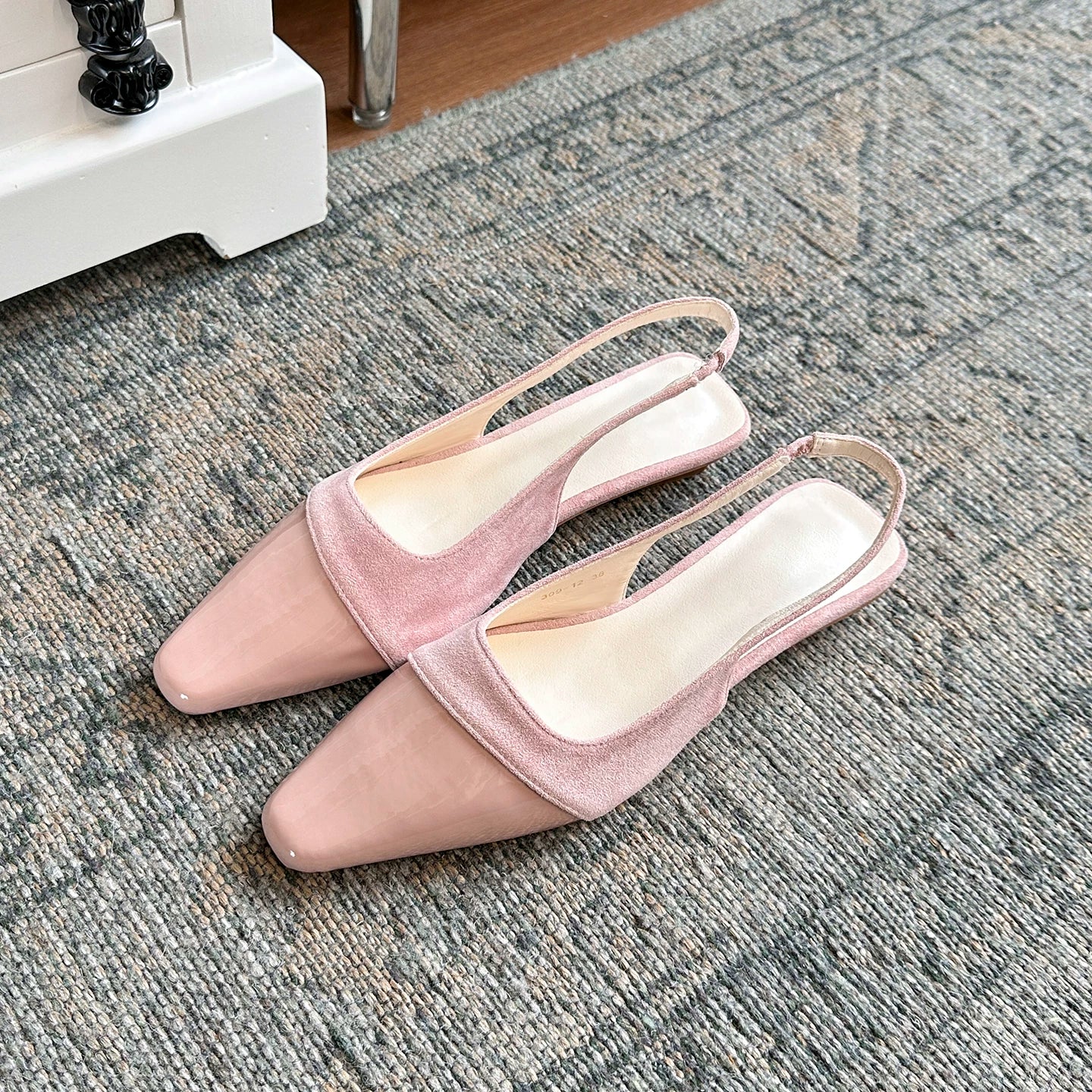 Lidaren Produced Pointed-Toe Low-Heel Mule