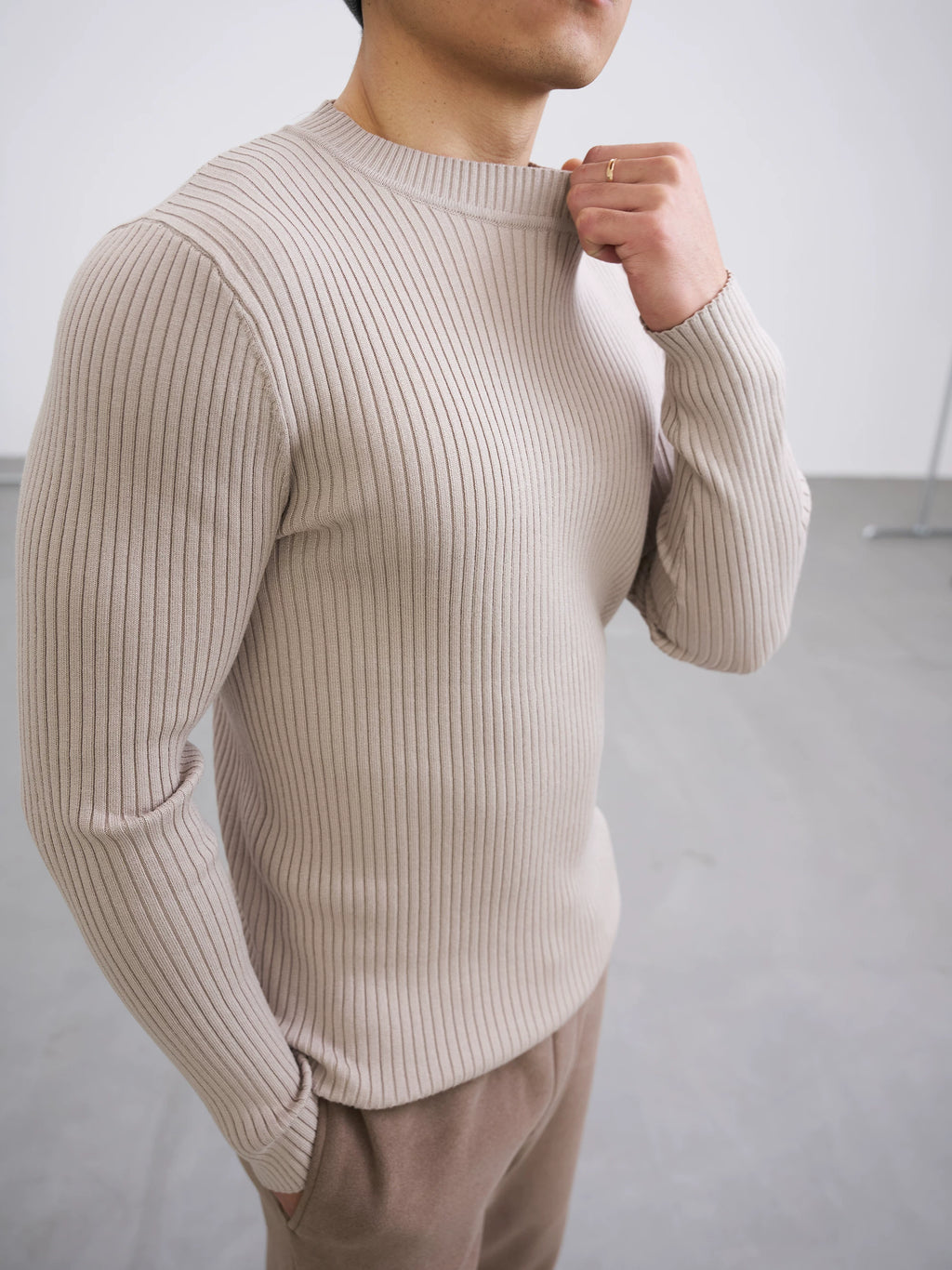 GTAL Striped Anti-Pilling Solid Color Slim-Fit Knitted Sweater Long Sleeves