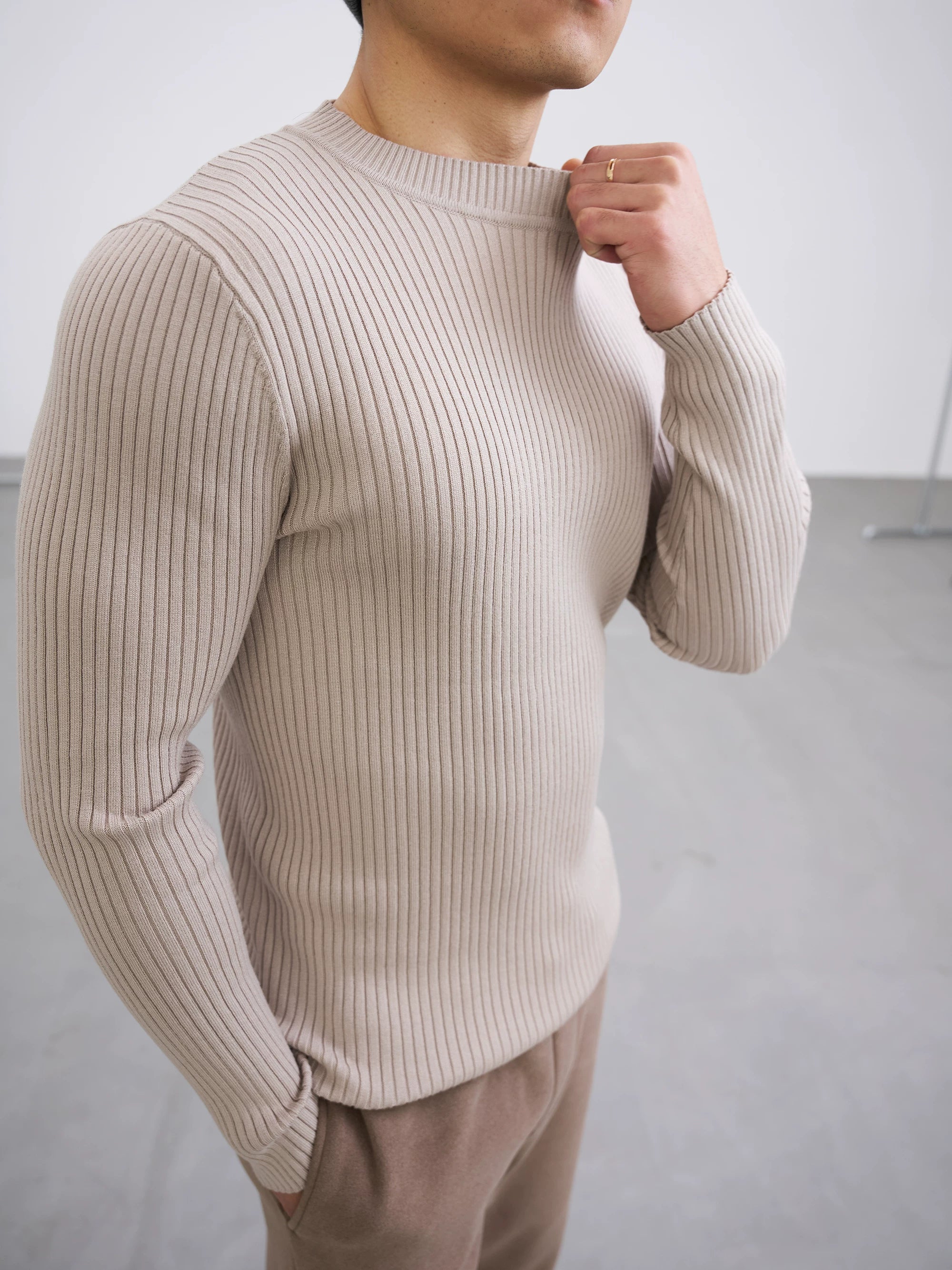 GTAL Striped Anti-Pilling Solid Color Slim-Fit Knitted Sweater Long Sleeves