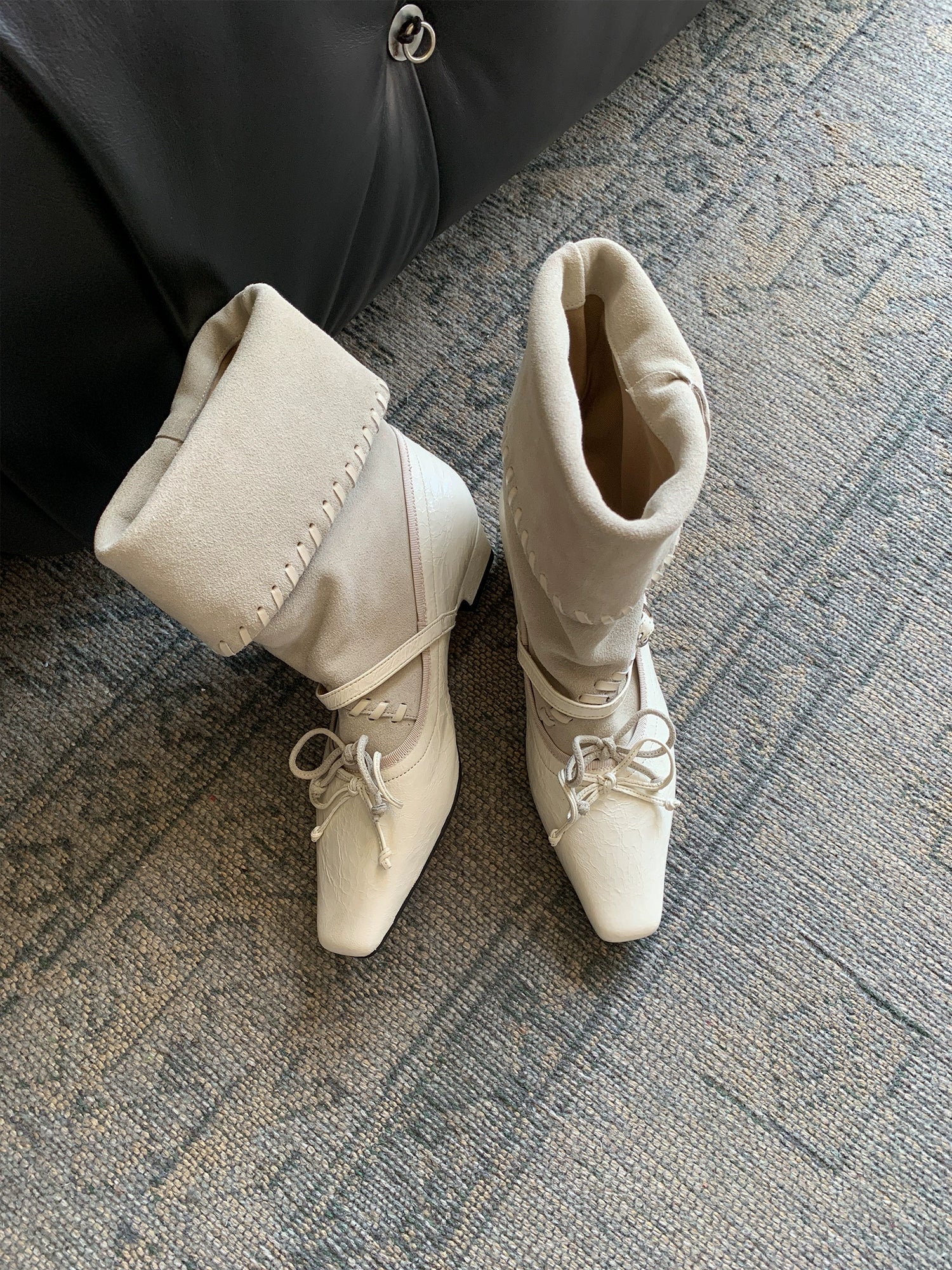 MILOOEY Leather Square-Toe Western Boot