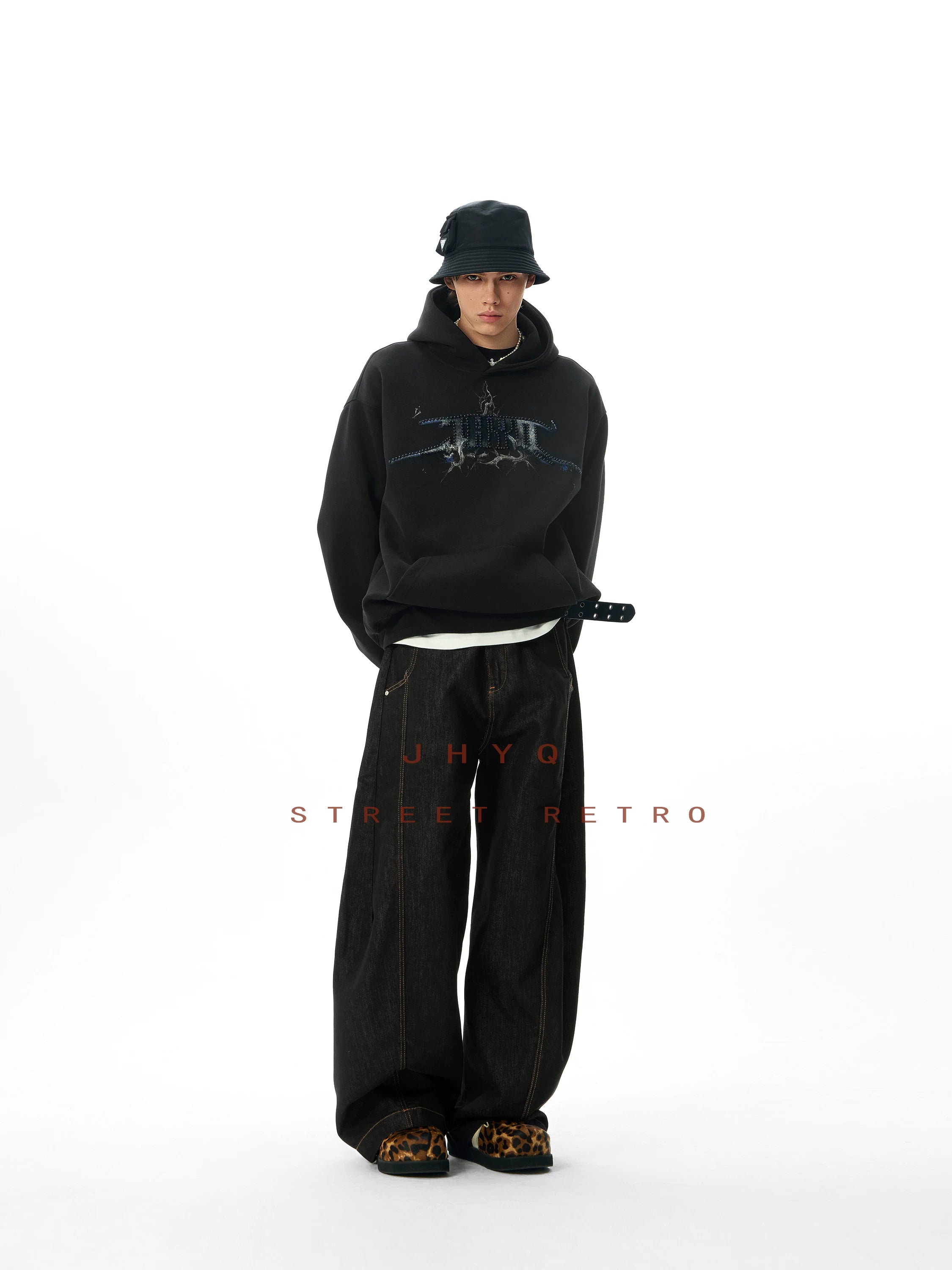 JHYQ Retro Letter Print Beaded Hooded Sweater