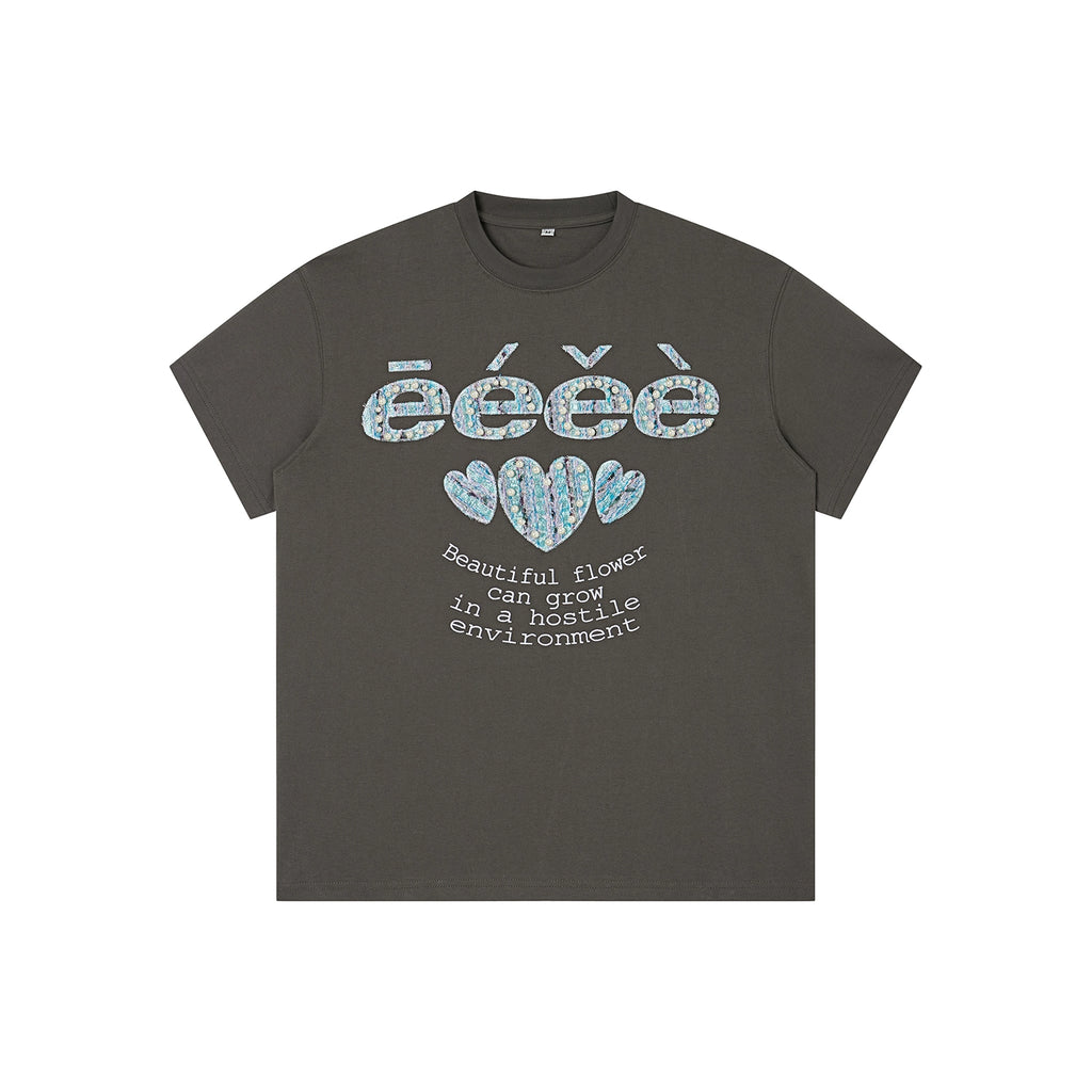EeeeArtmonster Love Patch Pearl Beads Letter Tee