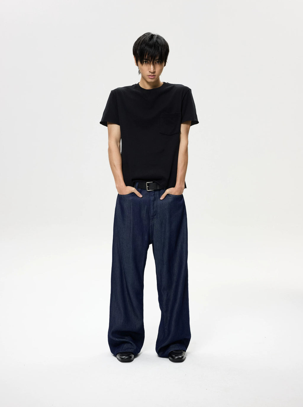INSAIT Sober Pocket 200g Breathable Curved-Hem Tee