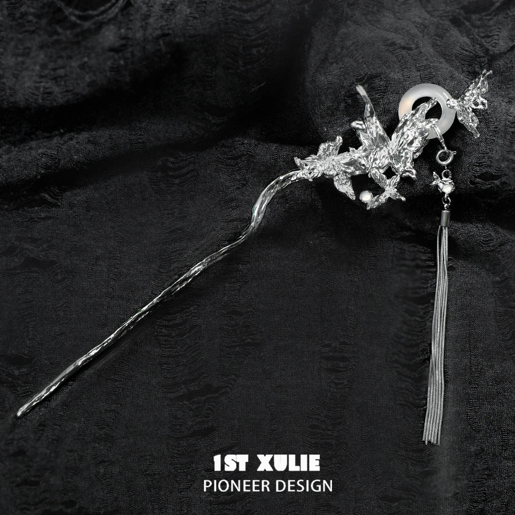 1ST XULIE Butterfly Perched Tassel Hairpin