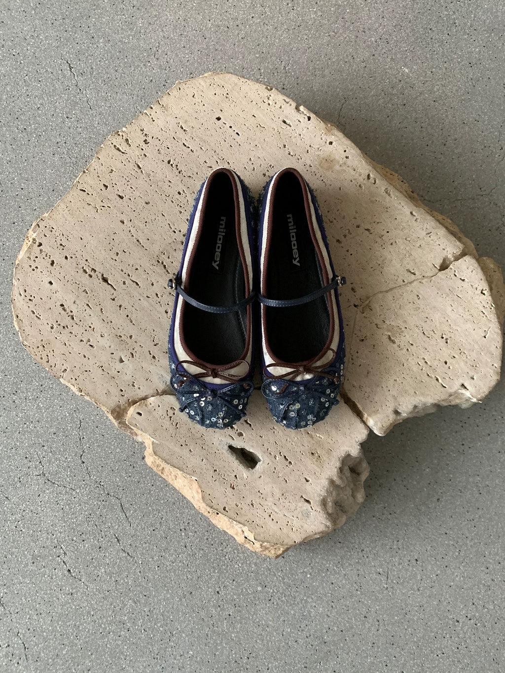 MILOOEY Leather Mary Jane Flat