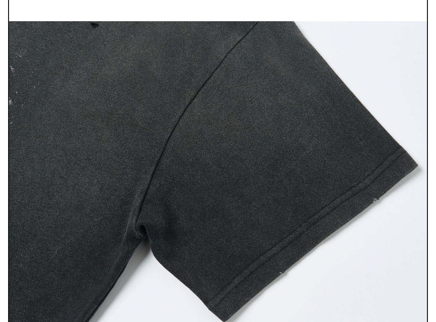 SAXGENWON Crew Neck Short and Wide Version Casual Tee