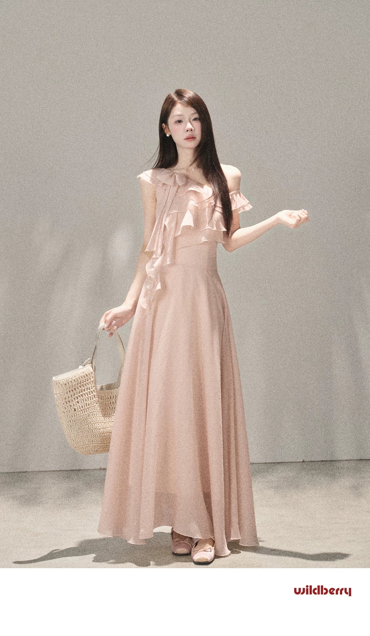 Wildberry Slanted Shoulder Waist Temperament Dress