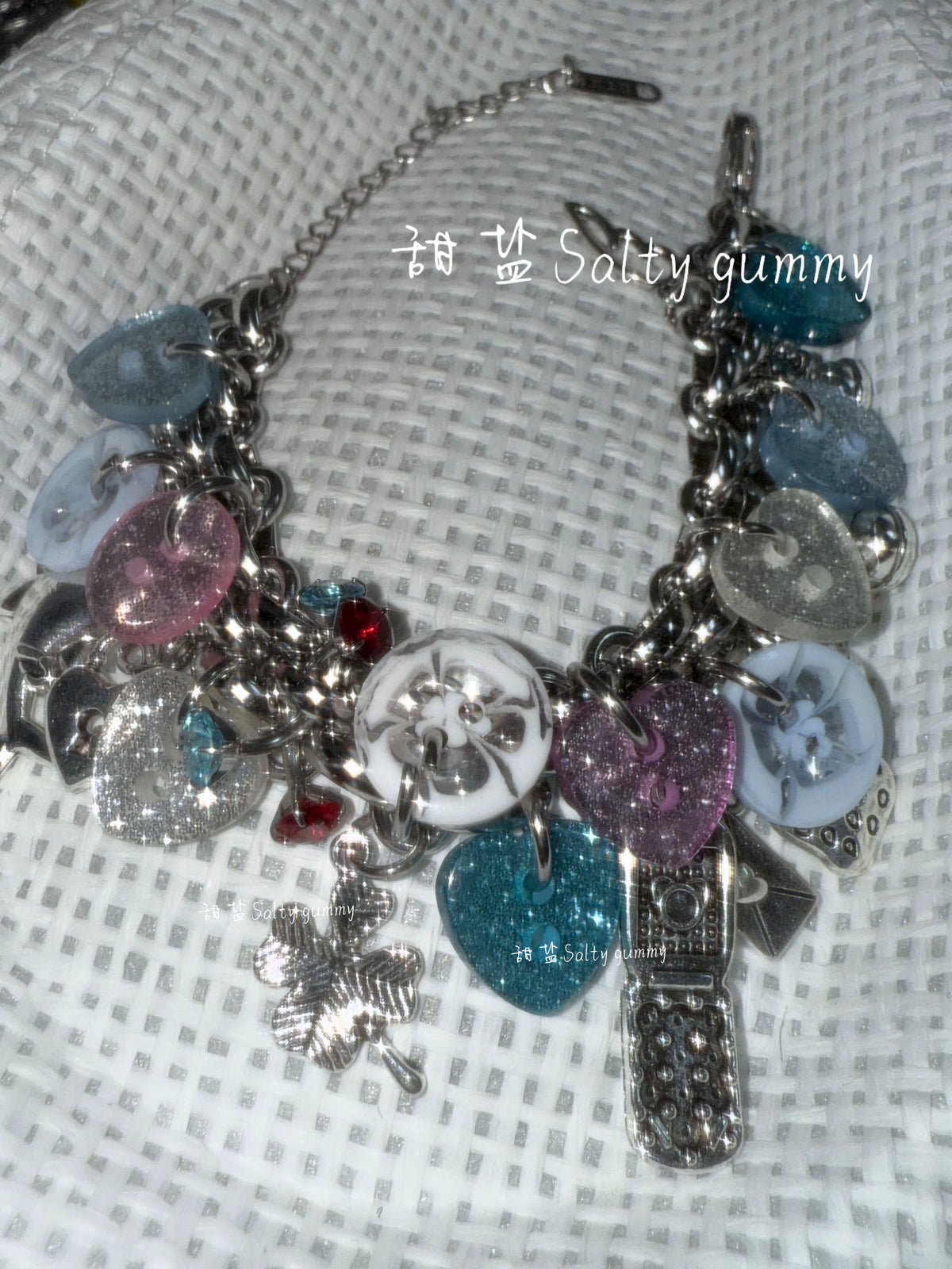 Salty gummy Blue Dream Vintage Dolphin Bracelet