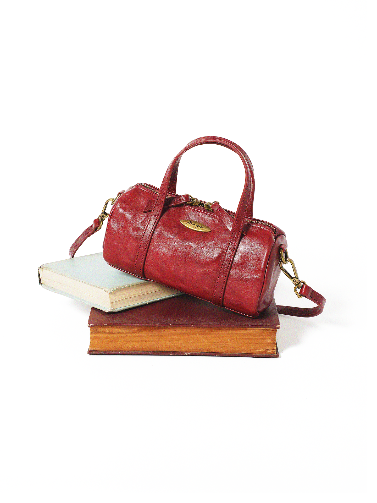 Momogigi Vintage Grip Cowhide Crossbody Bag