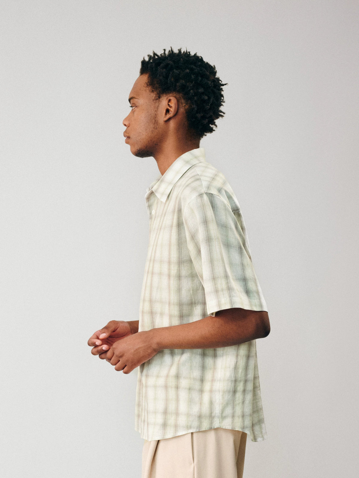 NONRADICAL Gradient Check Breathable Shirt