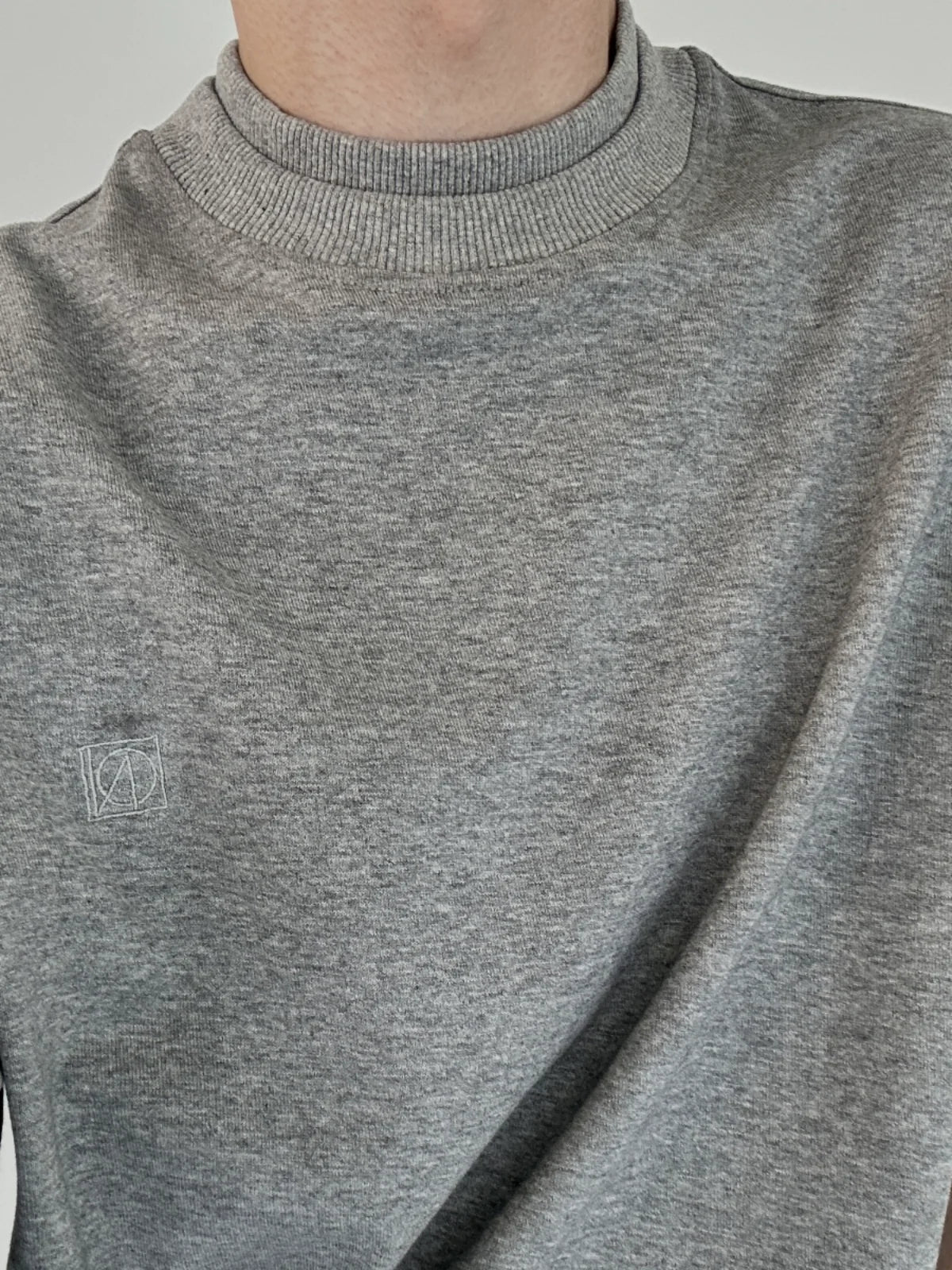 COLN Half-Turtleneck Breathable Relaxed Tee
