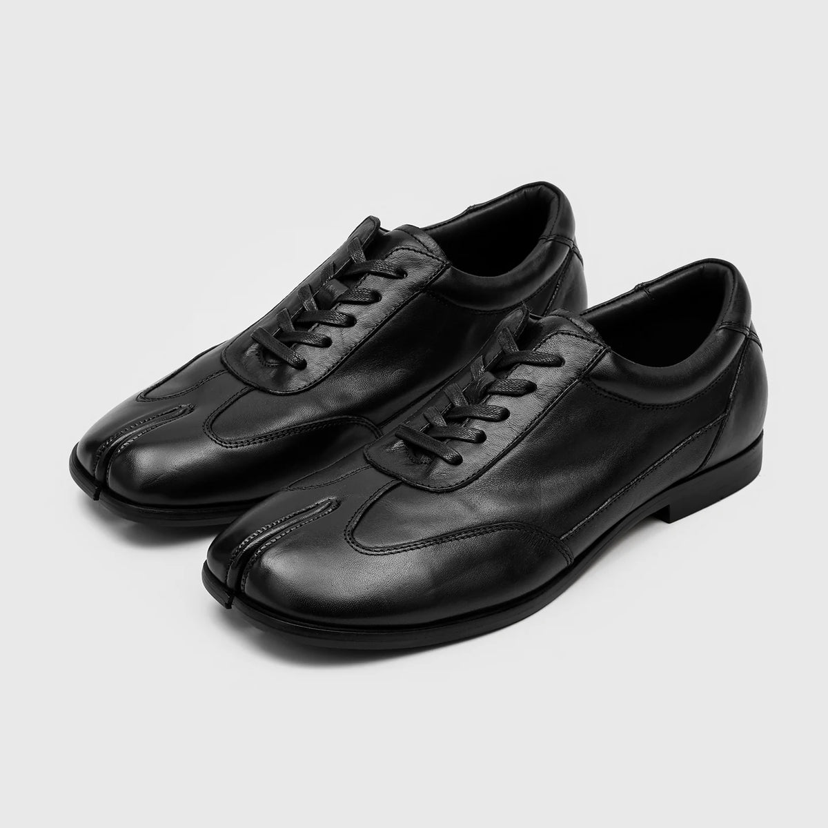 RZAAZ Square-Toe Leather Lace-Up Tabi