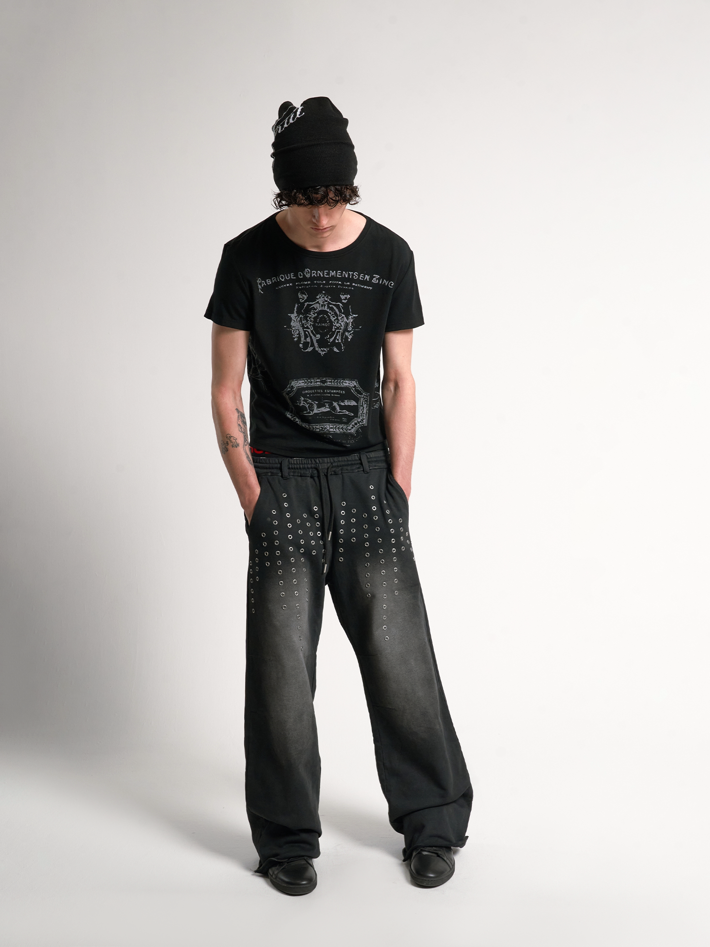 No E Mosen Stamp Stamp Front Shoulder Tee