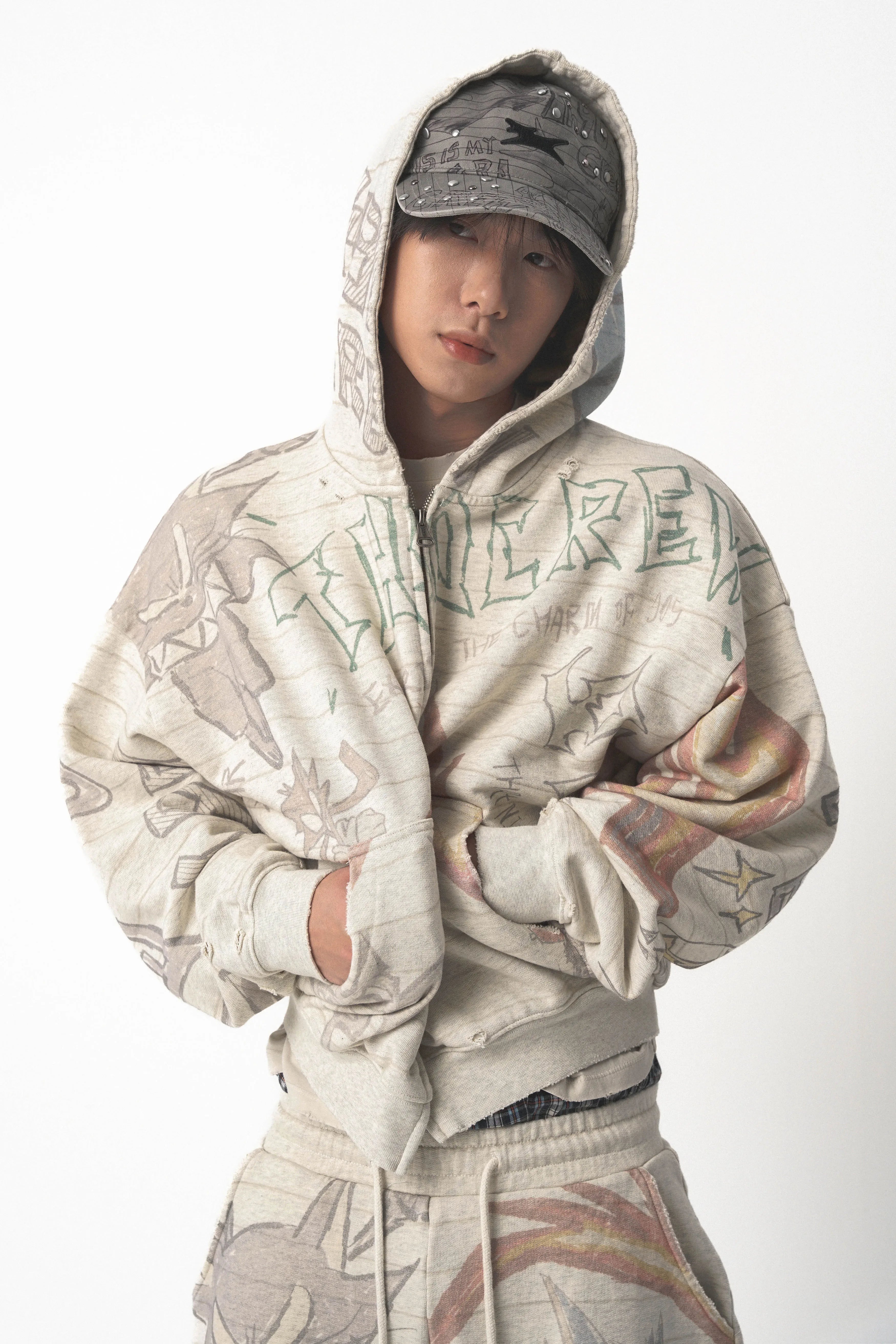 TH90 Loose Graffiti Sweatshirt and Casual Pants Set