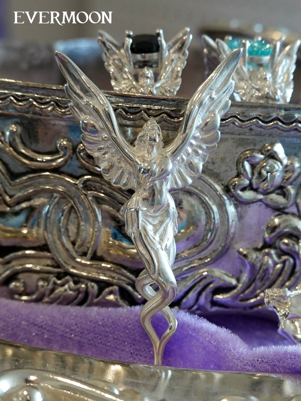 EVERMOON Siren's Song Silver Pendant