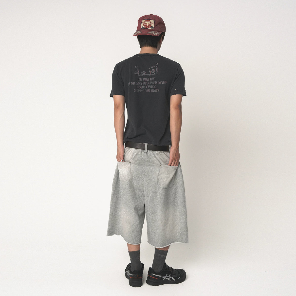 TH90 CREW Hockey Mask Distressed Slim Fit Tee