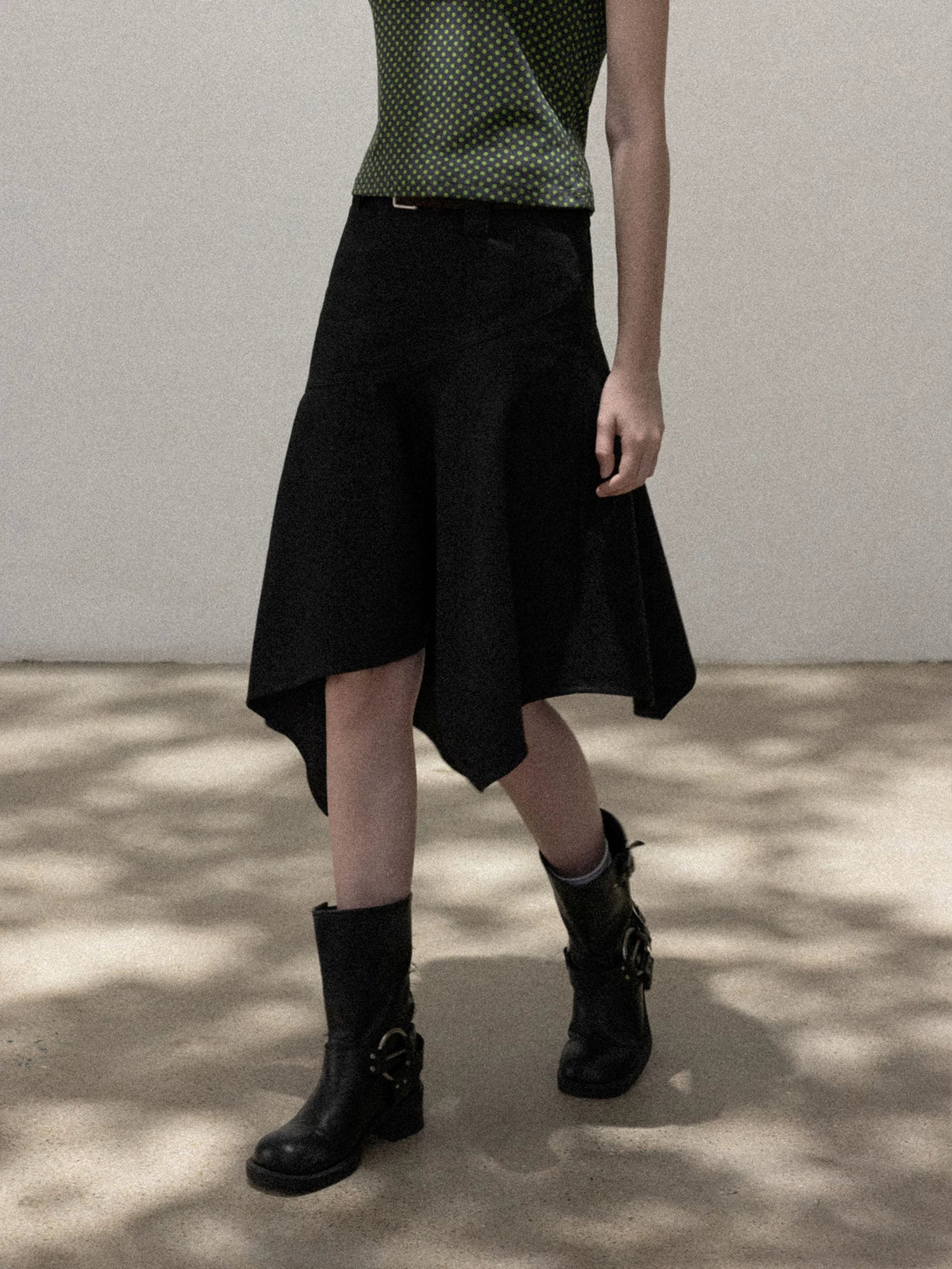 Cantonstory Black Irregular High-Waist A-Line Midi Skirt