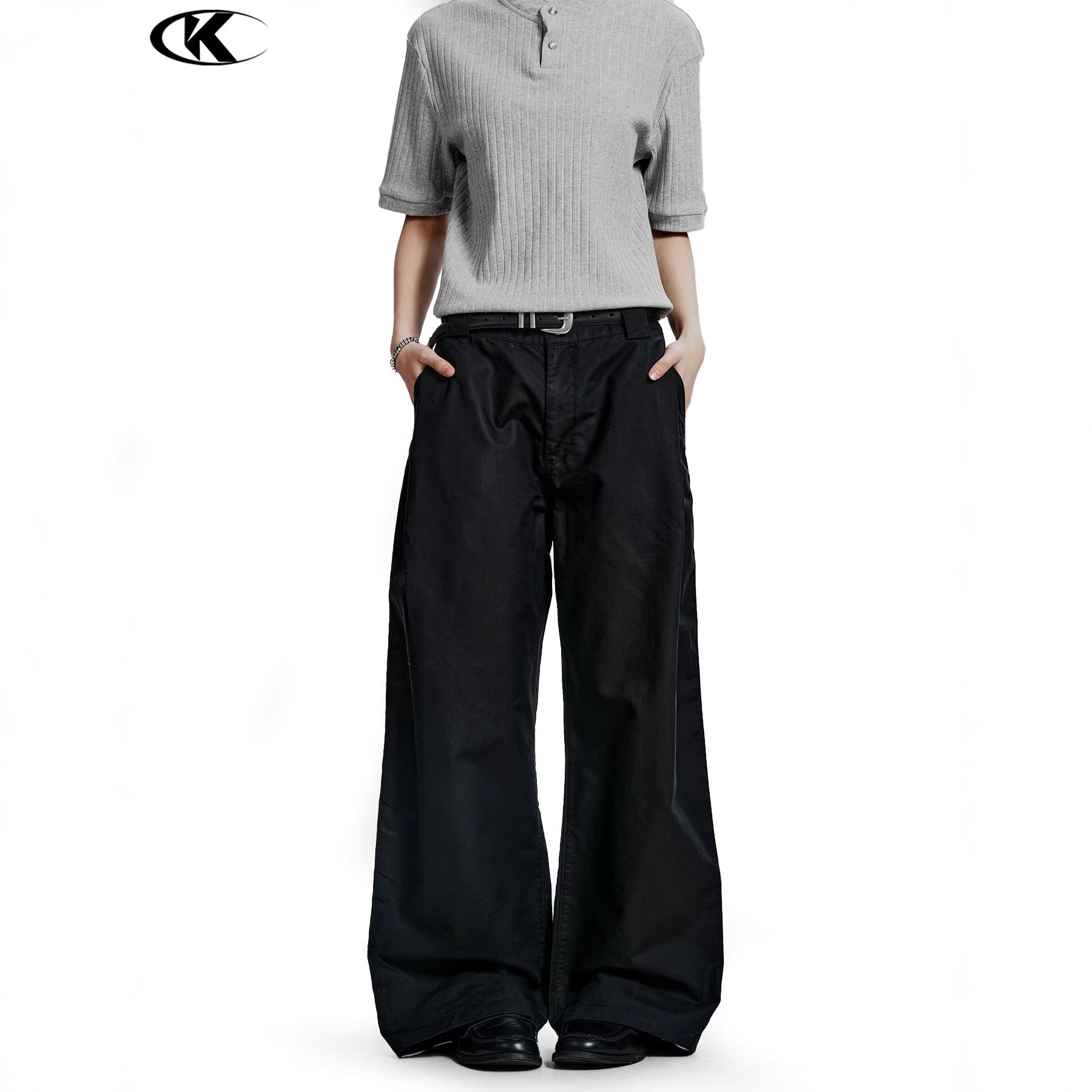 11KN 11 Oz Cotton Pleated Straight Leg Cargo Pants