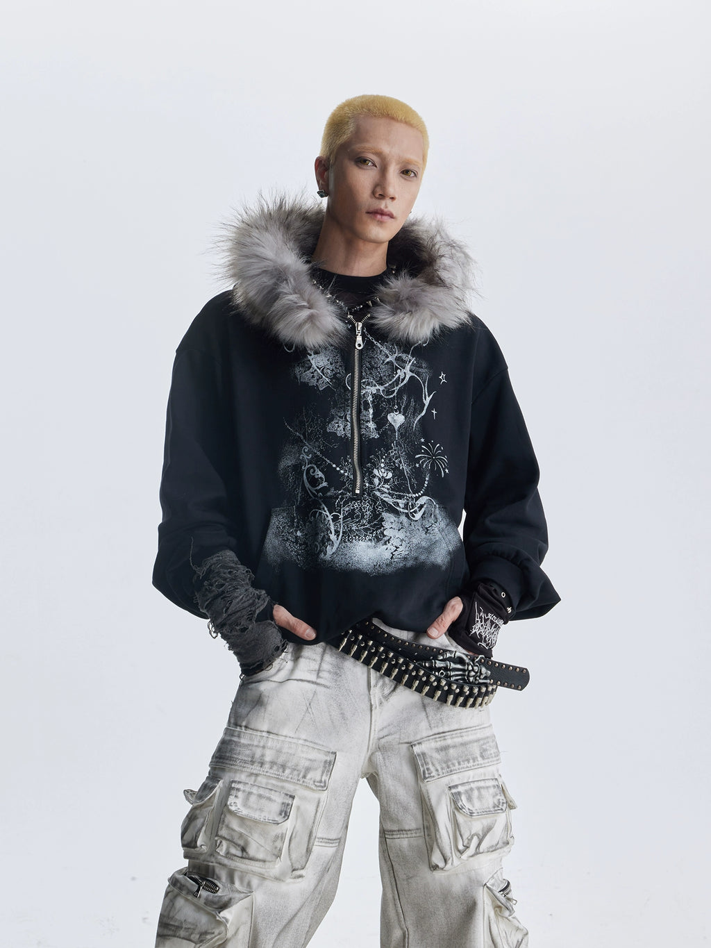 NOMANIAI Hairy Hooded Print Half Zipper Short Sweater