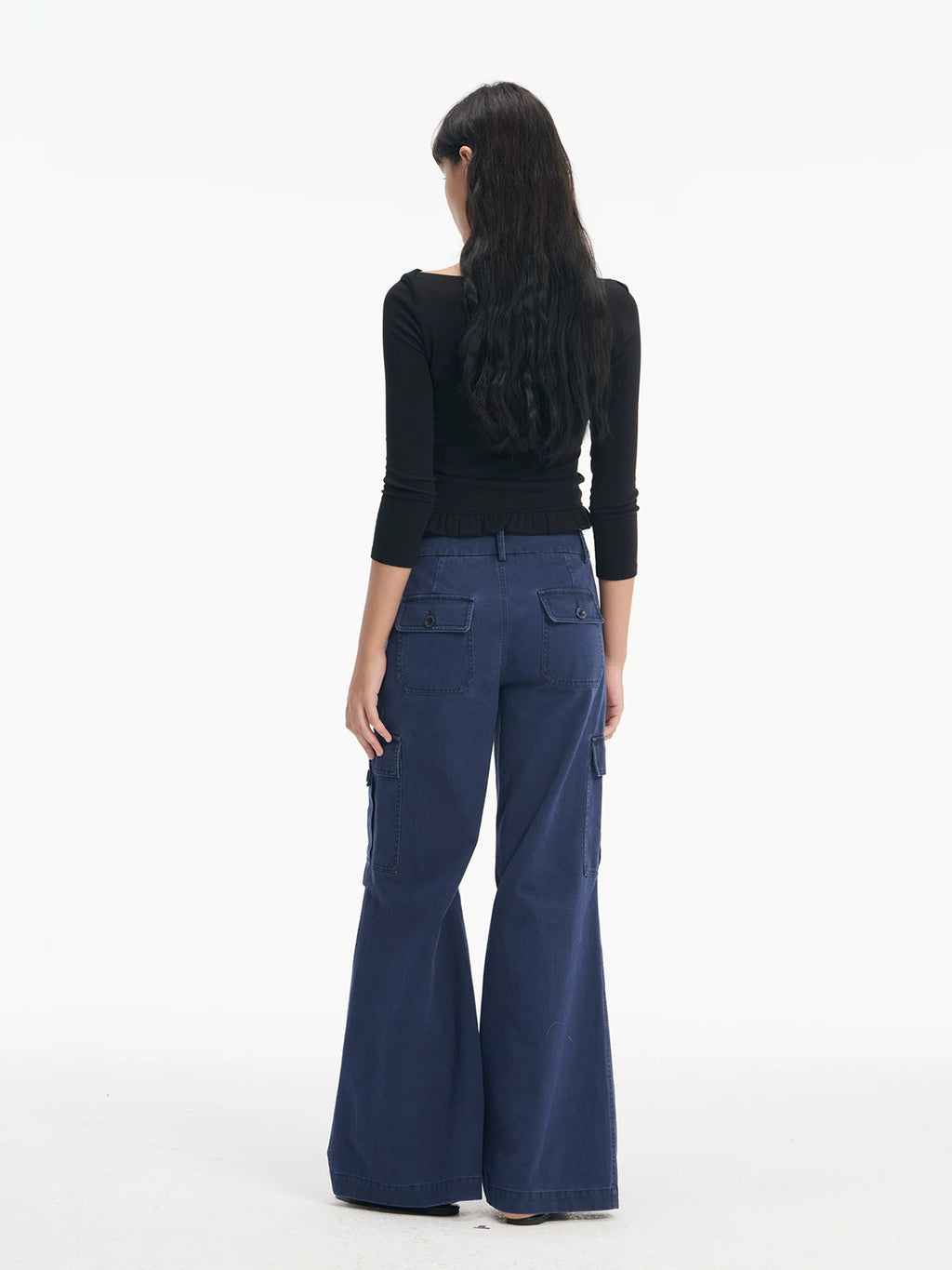 LINY LIBERTY Slim-Fit Off-Shoulder Ruffle Hem Cropped Tee