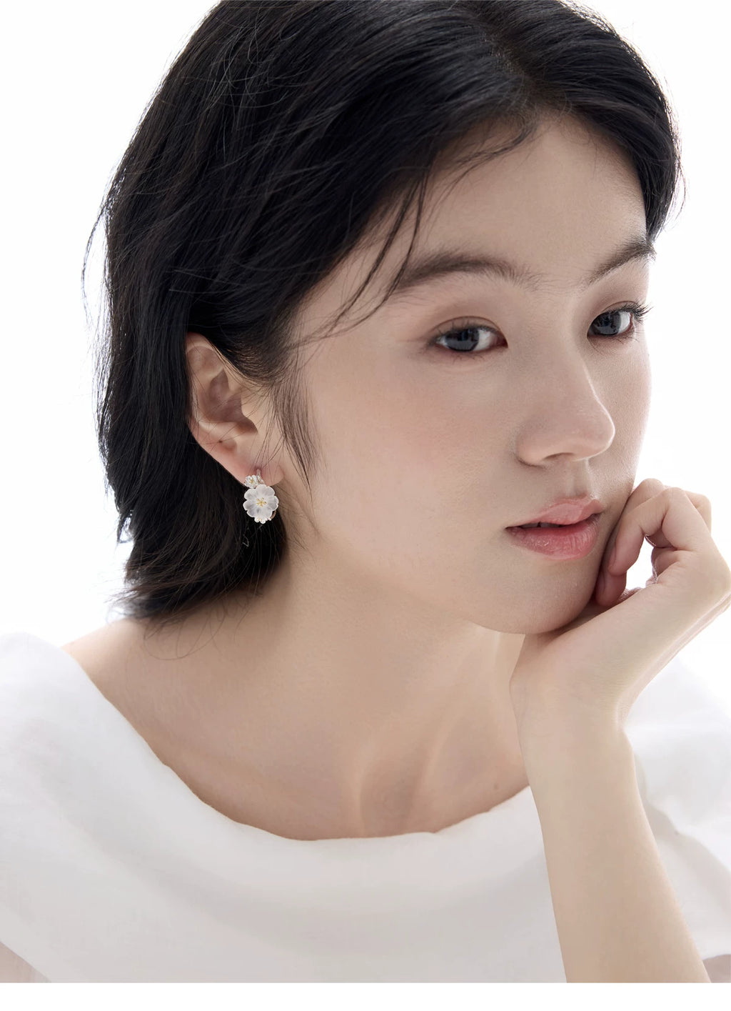 NO SOLUTION Silver Plum Flower Premium Earrings