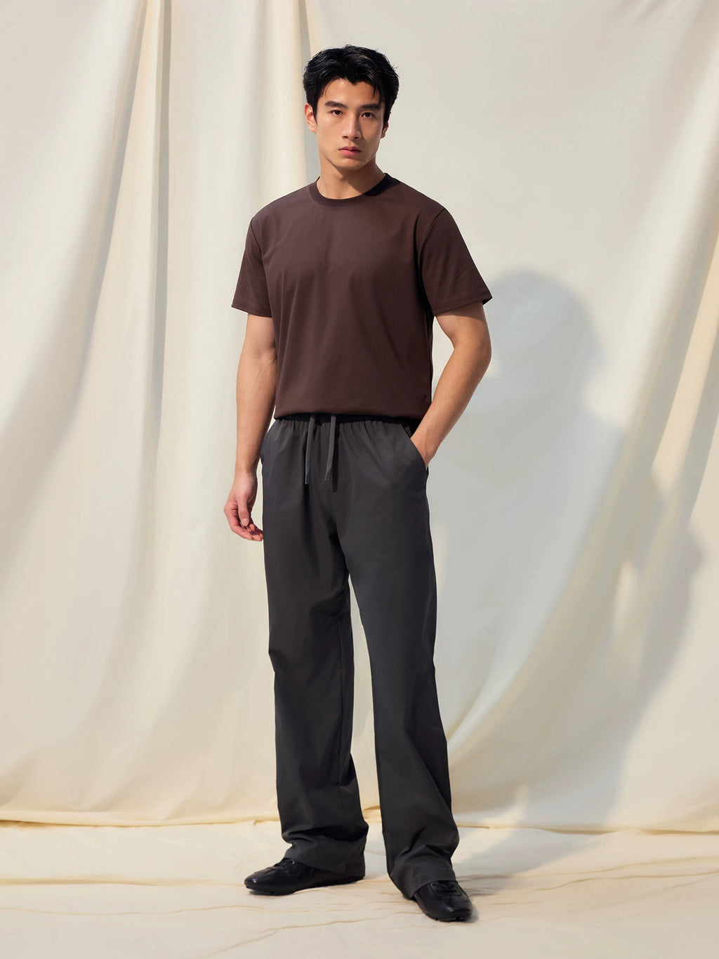 NO LOGO Moisture-Wicking Relaxed Straight-Leg Pants