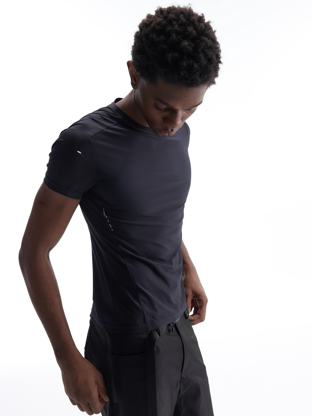 BEVAN UP Quick-Dry Moisture-Wicking Slim Fit Tee