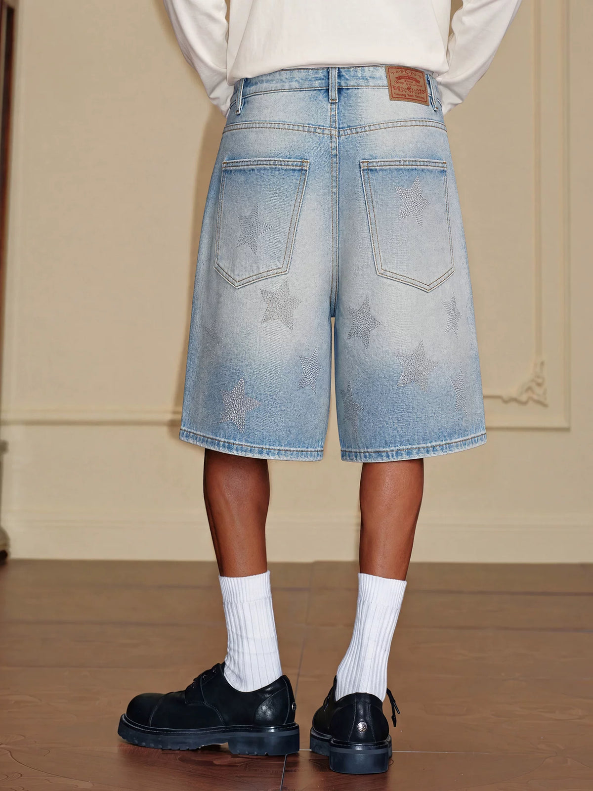 YADcrew Rhinestone Star Washed Loose Denim Shorts