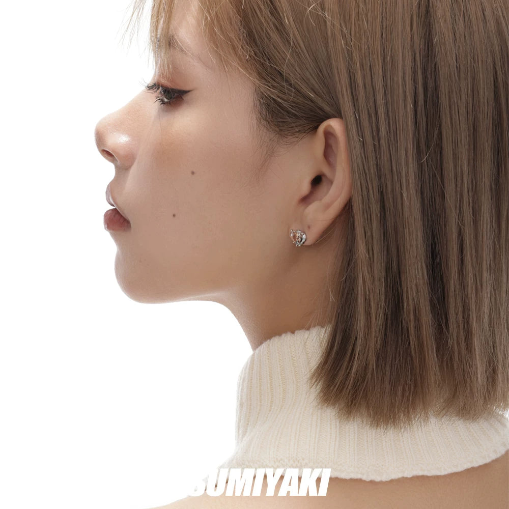 SUMIYAKI Rhinestone Heart Stud Earrings