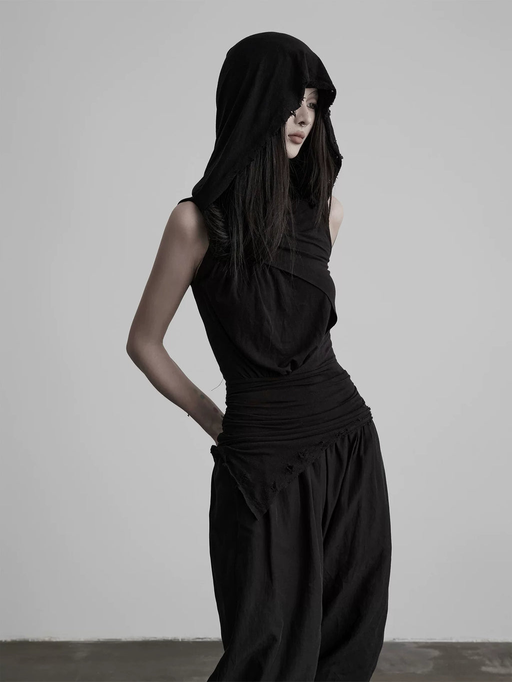 INDULGE Distressed Pleated Slim-Fit Black Hooded Tank Top