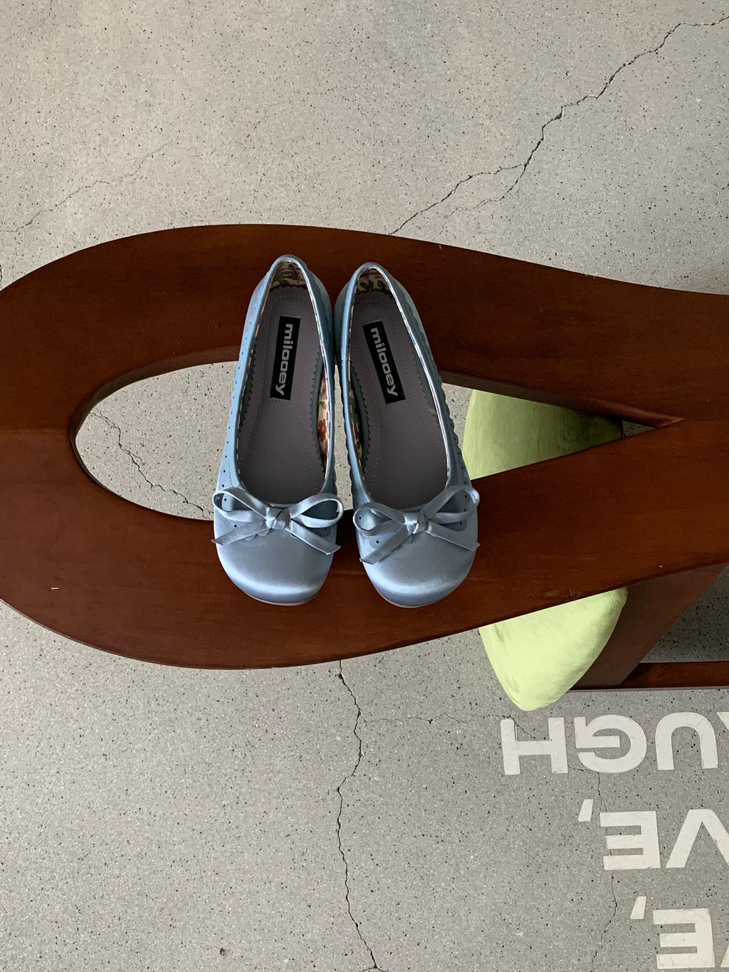 MILOOEY Bow-Detail Leather Ballet Flat