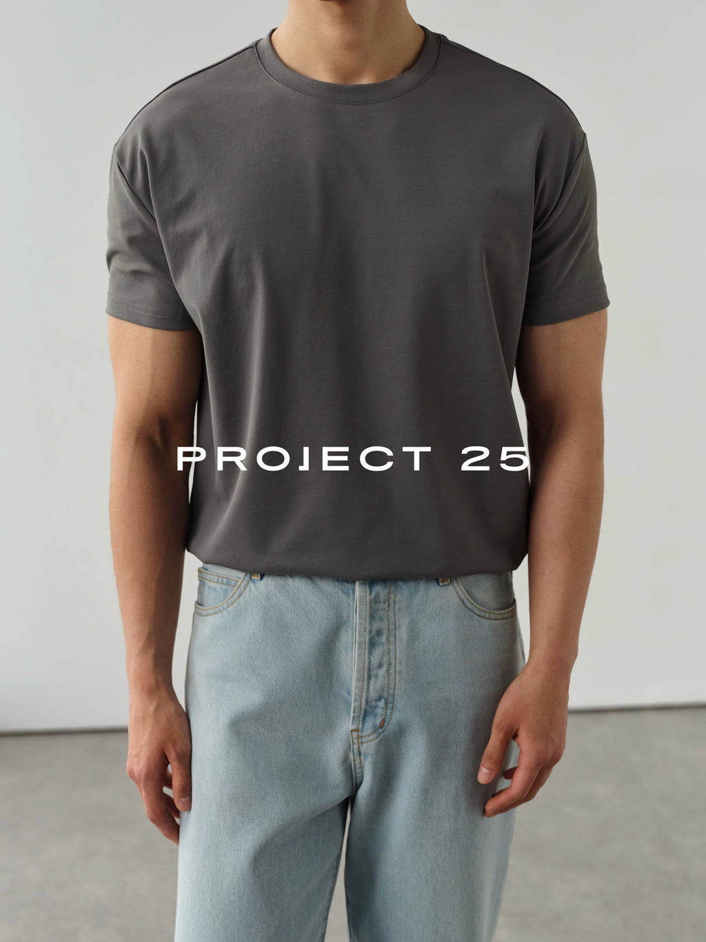 PROJECT 25 Quick-Dry Fitted Tee