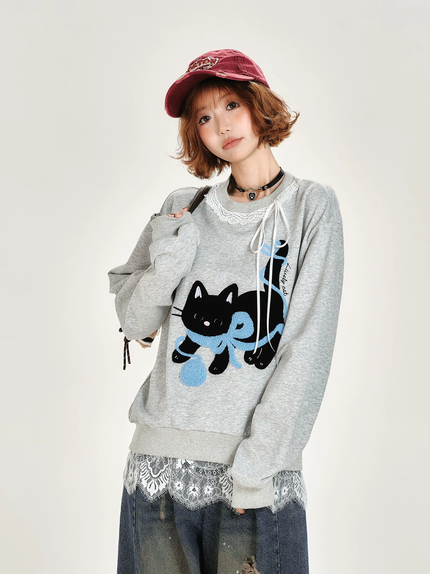 Girlyhalo Retro Hem Lace Pullover Round Neck Sweatshirt