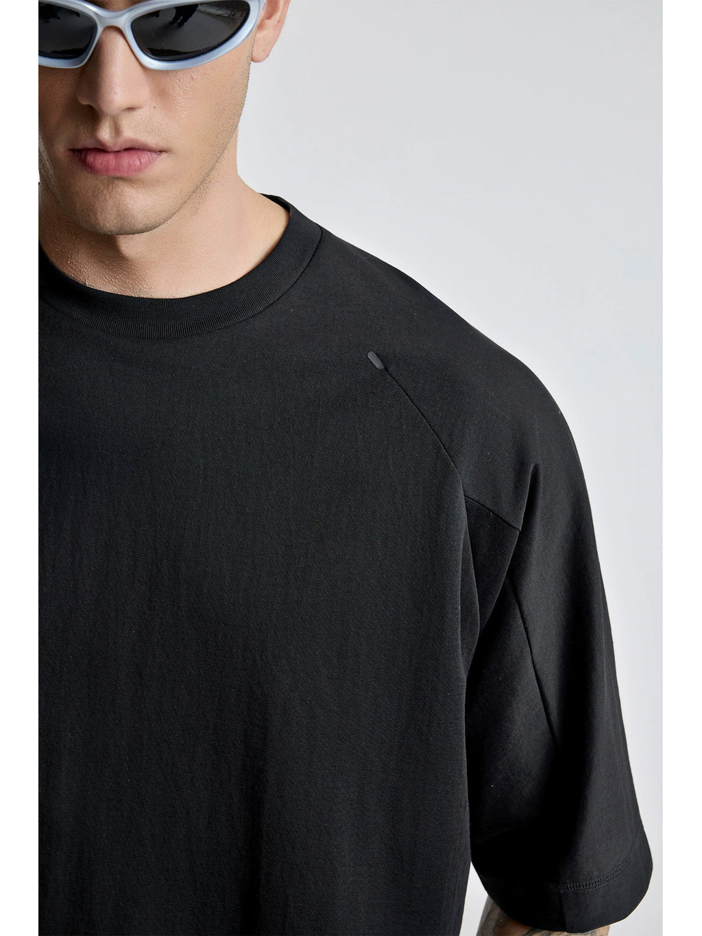 BODYDREAM Loose Fit Reflective Logo Tee