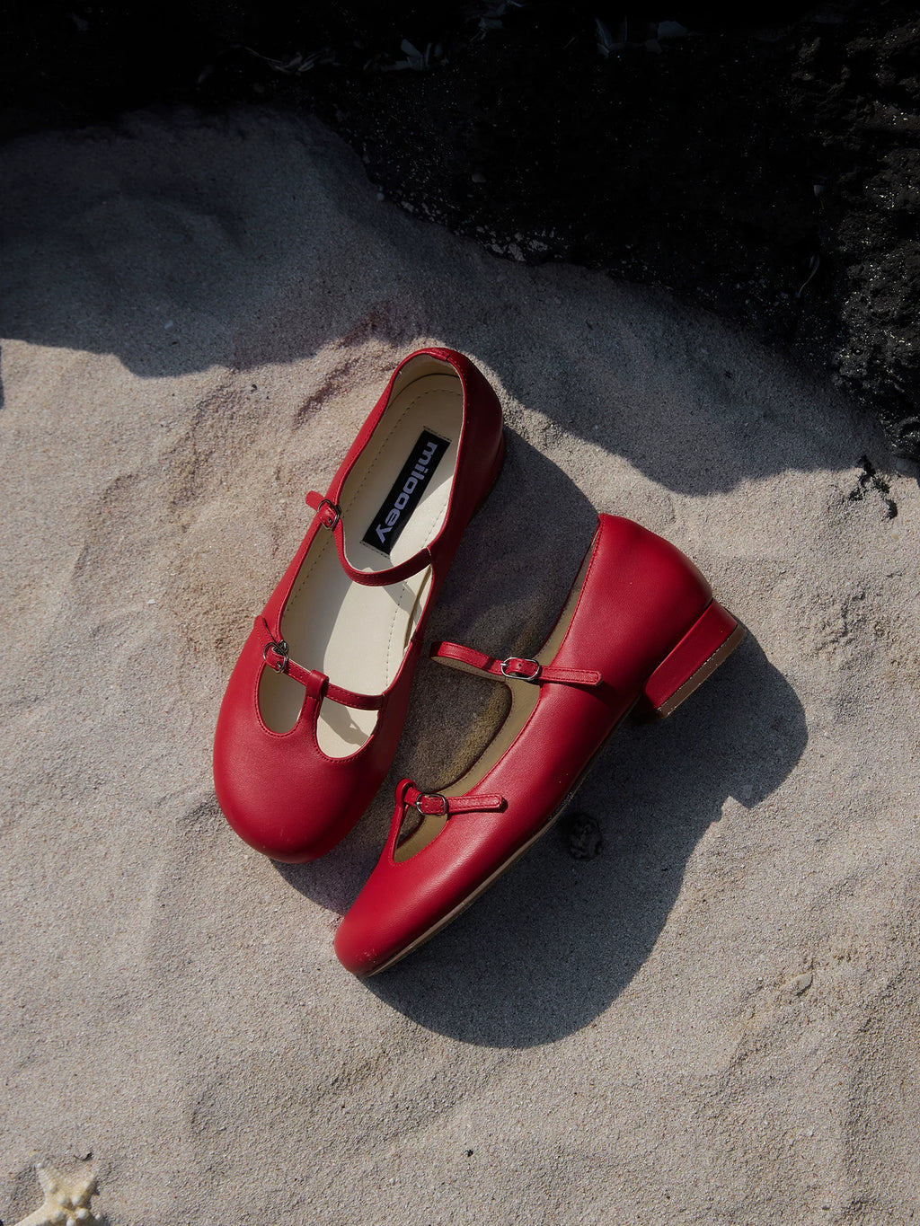 MILOOEY Leather One-Strap Mary Jane