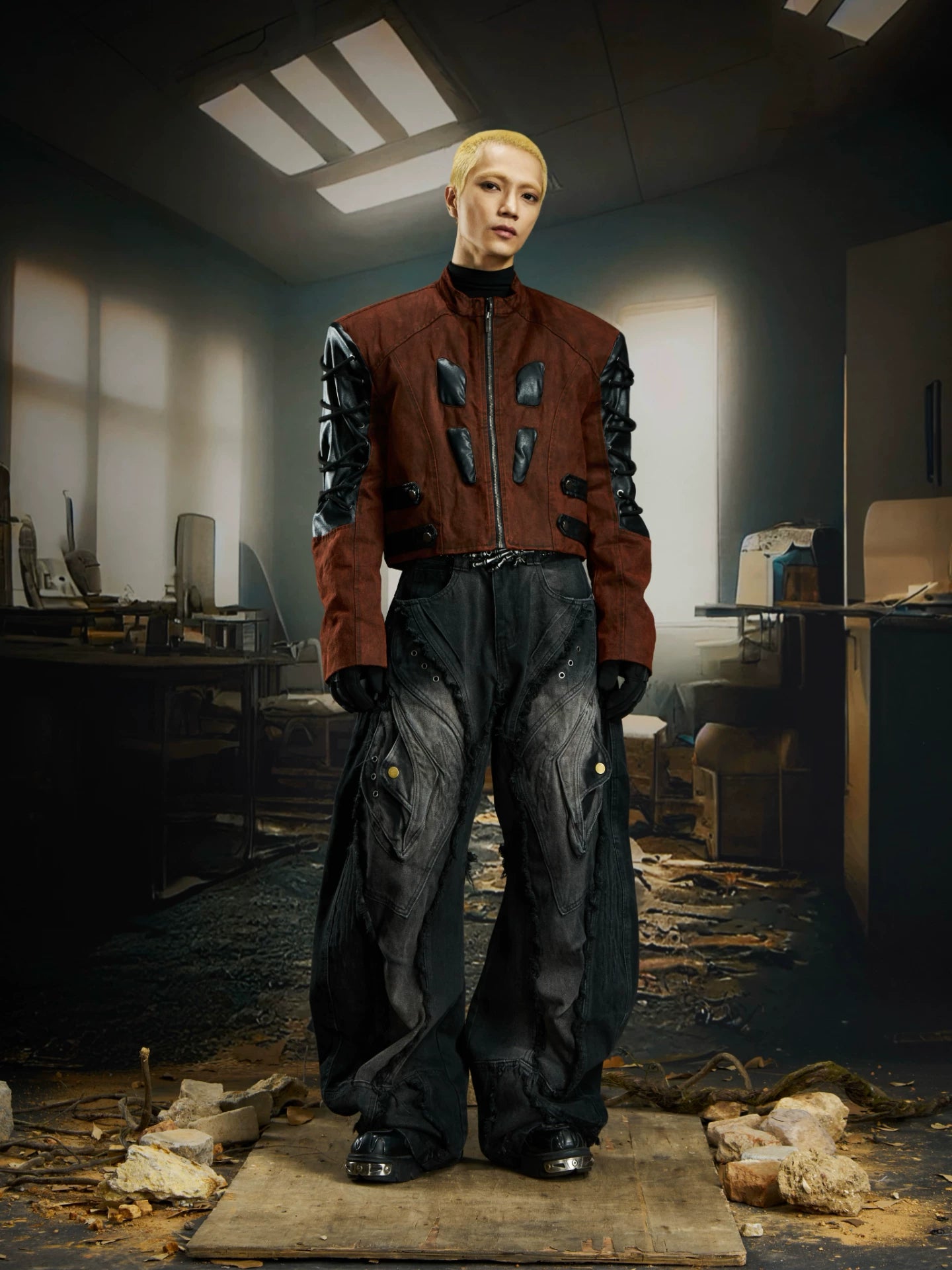 NOMANIAI Overweight Deconstruction Rough Edge Old Structure Scimitar Jeans