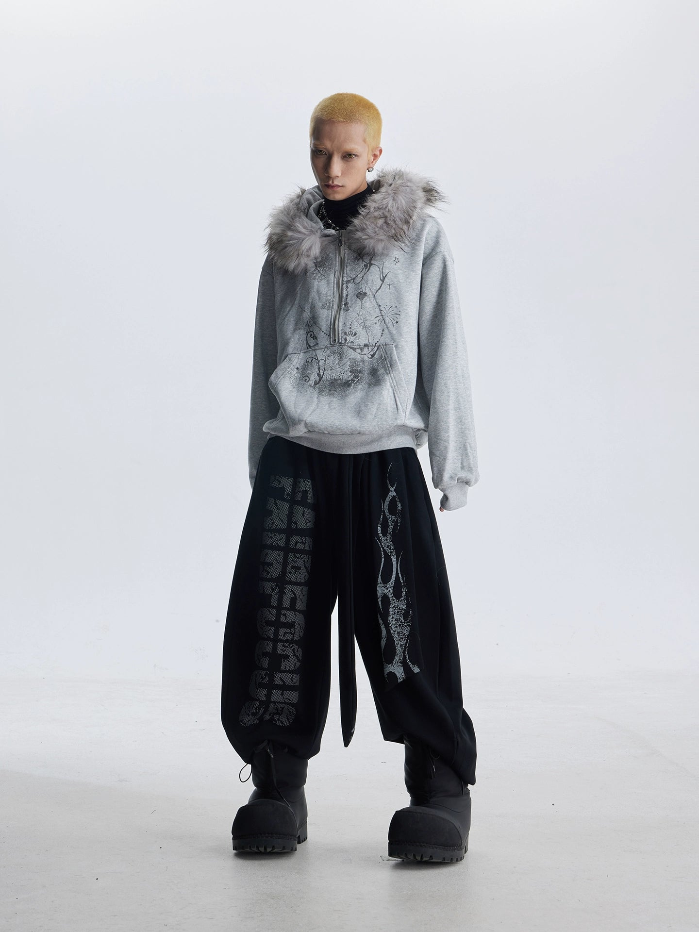 NOMANIAI  Totem Print Y2k Strap Scimitar Slacks
