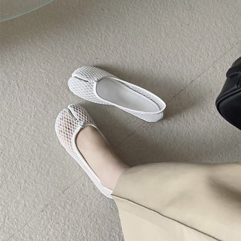 HZxingj Rubber Woven Fishnet Slip-On Tabi