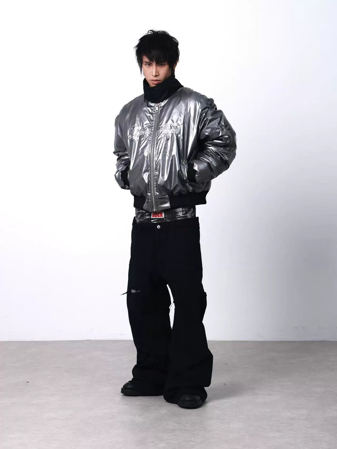 DETW Pleated Short Stand-up Collar Rivet Embroidered Down Cotton Suit